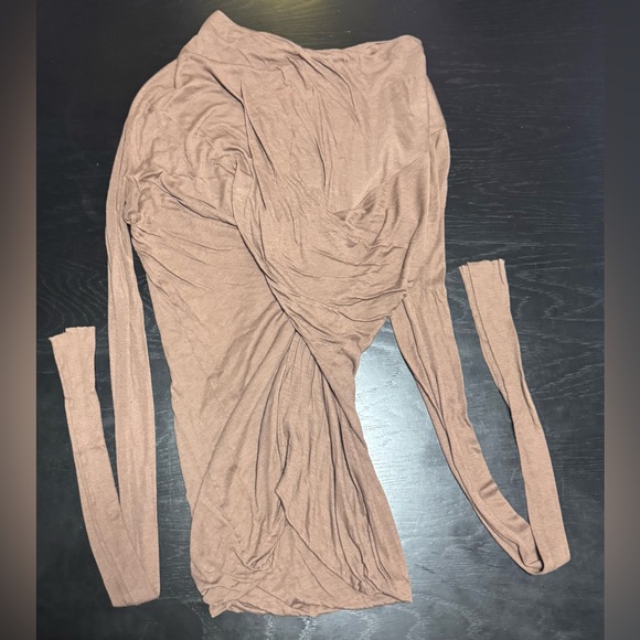 Rick Owens Top & Skirt Lilies Set: Extra-Long Top & Versatile Skirt - Picture 2 of 4